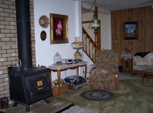 8555 Parker Rd, Independence, OR 97351