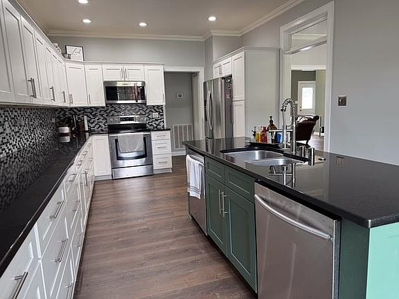 4th image of 1465 Woods End Cove Ct