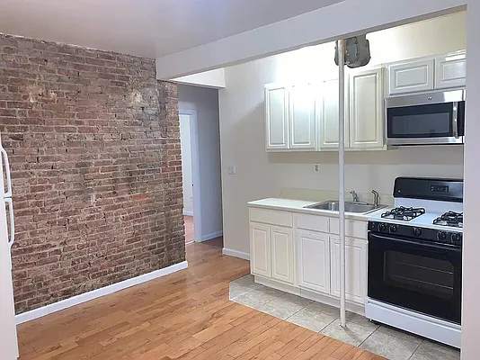 Rented by Executive Towers  | media 1