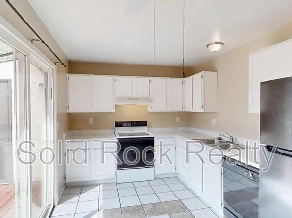 2817 King St #D, Colorado Springs, CO 80904