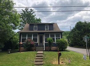 67 Walnut St, Sugarloaf, PA 18249