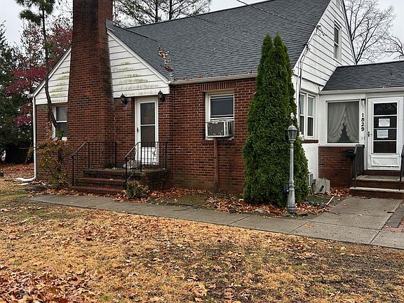 5th image of 1529 W 7th St