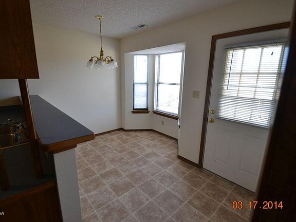 3rd image of 2873 Crystal Lake Dr