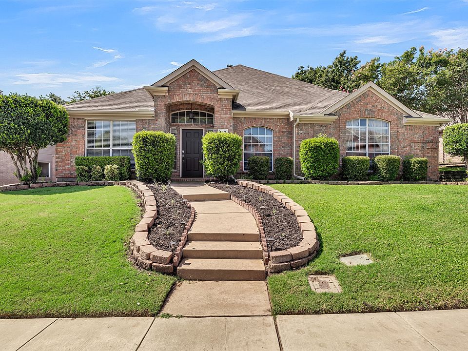 1st image of 412 Vista Noche Dr