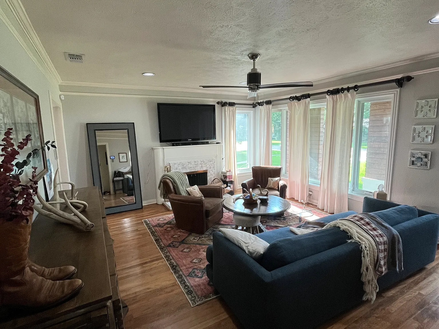 3421 Westcliff Rd S — Photo 4