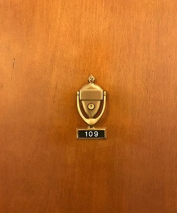 3rd image of 2604 N Windsor Dr Unit 109