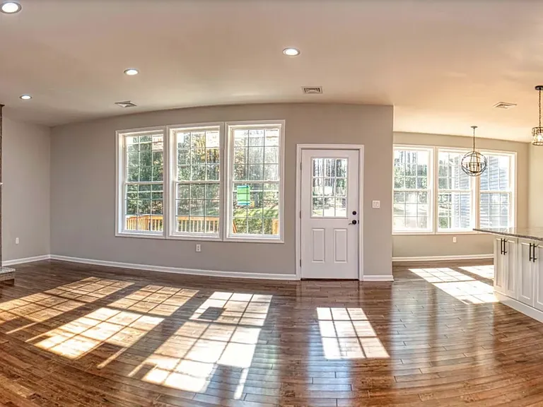 1436 Astolat Rd — Photo 8