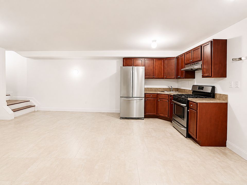 1st image of 20 Moreno Ct Floor Basement