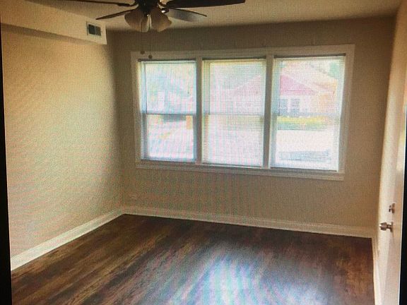 5th image of 2921 W Farragut Ave #1
