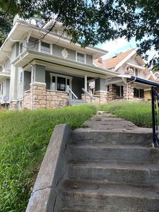 4240 Chestnut Ave, Kansas City, MO, 64130