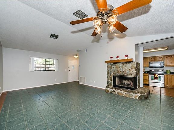 3rd image of 1361 Cedarwood Way