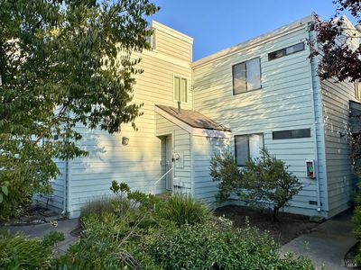 172 Courtyards East, Windsor, CA, 95492