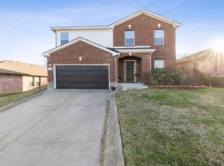 2524 Big Spring Dr, Fort Worth, TX 76120
