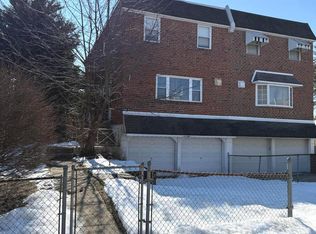 9904 S Canterbury Rd, Philadelphia, PA 19114