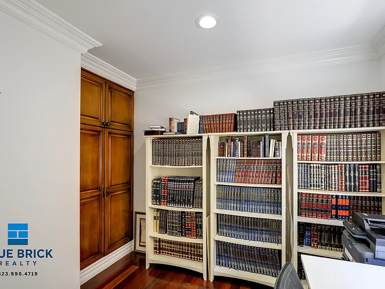 5230 Teesdale Ave — Photo 45