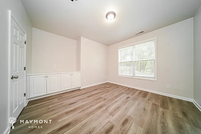 2504 Rex Rd — Photo 9