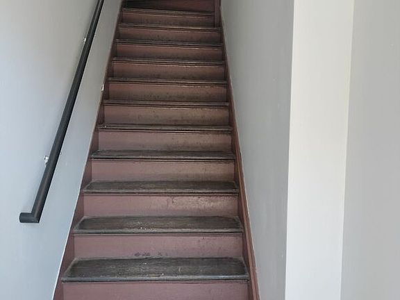 4th image of 1529 S Central Park Ave #2