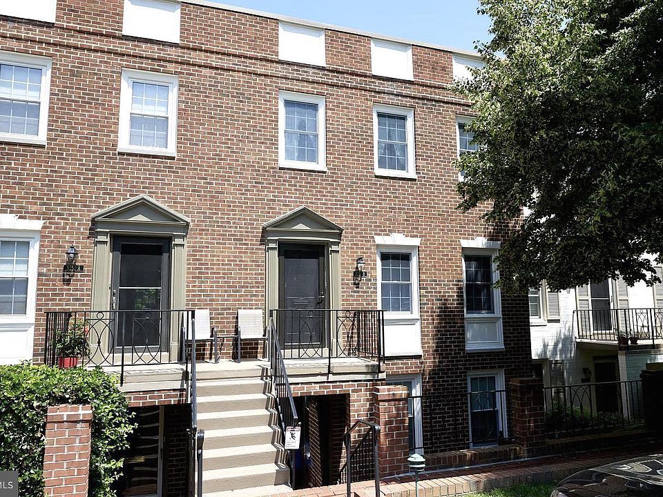 1st image of 3251 Sutton Pl NW APT B