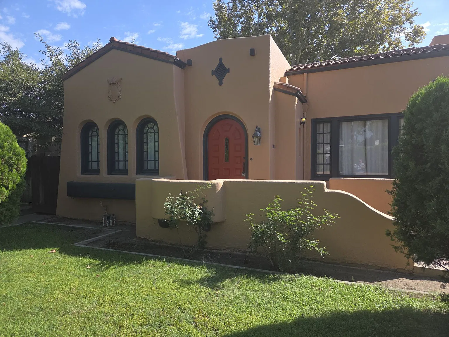 3 bed, 1539 sqft, $2,395 — Photo 1