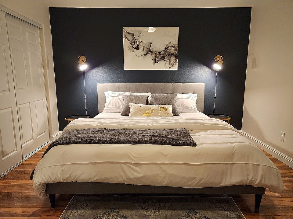 Comfortable beds(king)