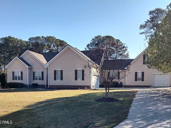 3rd image of 209 Lane Tree Drive