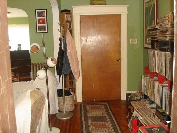 1st Floor Foyer