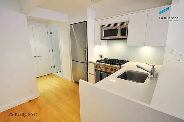 Rented by FirstService Realty (legacy) | media 24