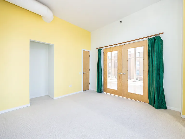 1000 W Leland Ave #6C — Photo 12