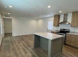566 W Swift Trl #4, Safford, AZ 85546
