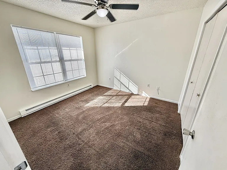 709 E Woodland St — Photo 27