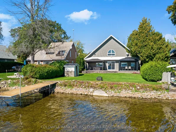 165 Rideau St, Drummond/north Elmsley, ON K7H 3C7