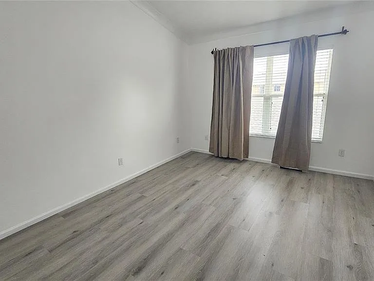 9153 Oak Fern Dr — Photo 16