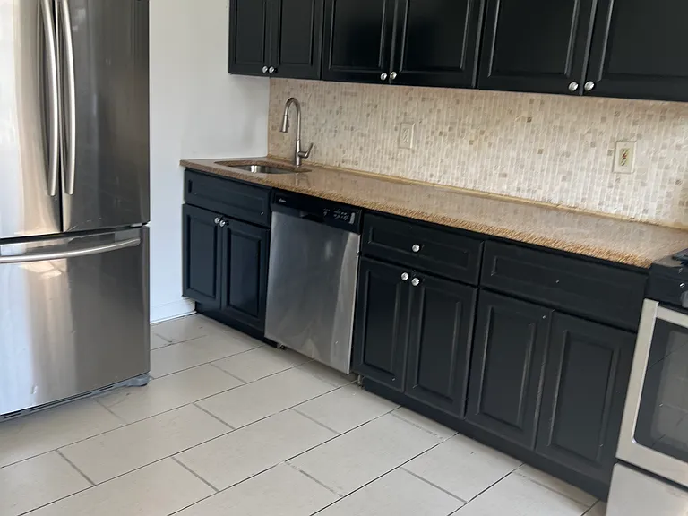 44 E 31st St #1 — Photo 8