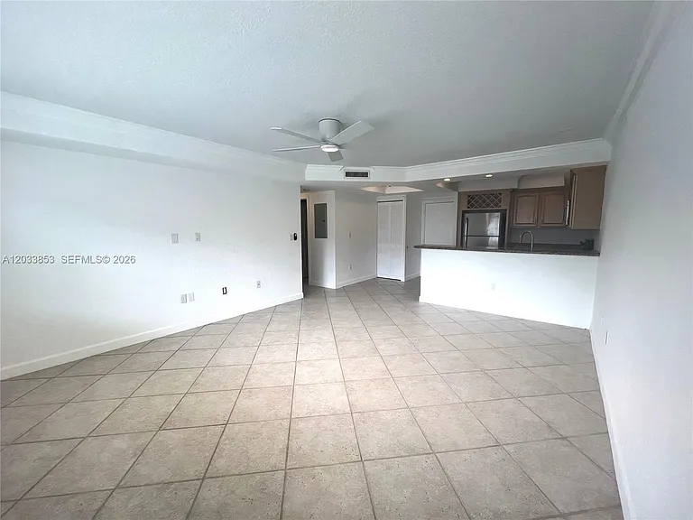 151 NE 16th Ave #174 — Photo 6