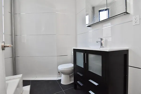 Rented by Bohemia Realty Group | media 22