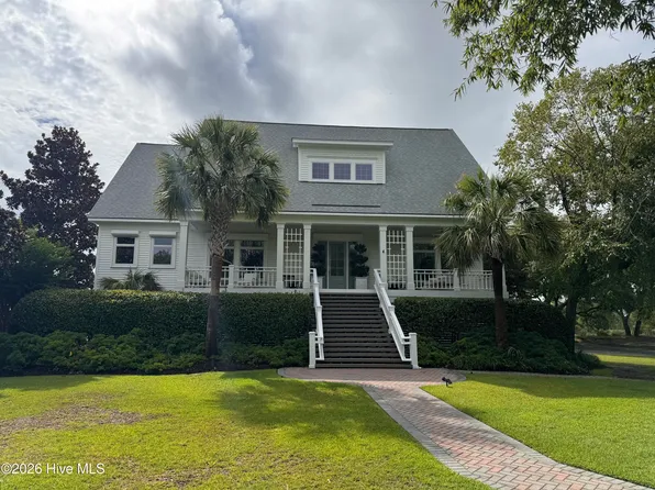 6433 Shinn Creek Lane, Wilmington, NC 28409