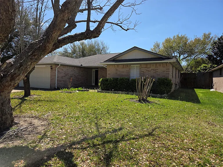 15415 Beechnut St — Photo 1