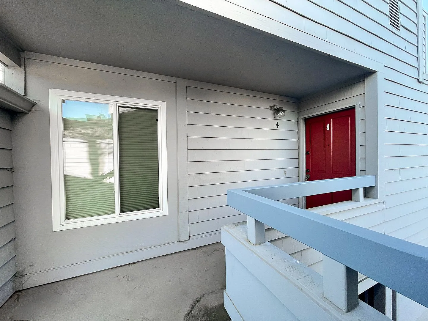 Spacious 2 bedroom, 2 bathroom Condo in Quiet Complex - Unit is occupied through end of August — Photo 2