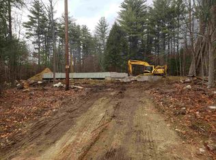 52 Chestnut Dr, Allenstown, NH 03275