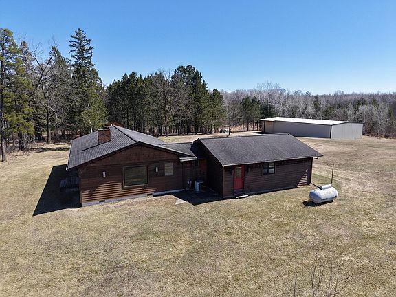 3rd image of 24996 Horseshoe Rd