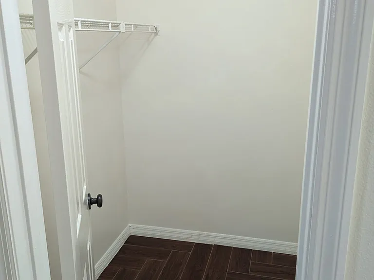 8021 Sandberry Blvd — Photo 21