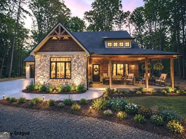 35 Melody Ln, Dawsonville, GA 30534