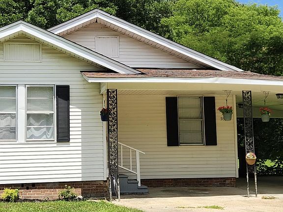 2nd image of 3594 Belden Pike