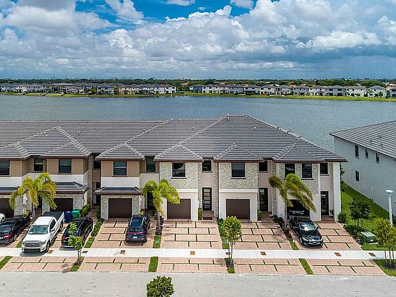 4th image of 9080 NW 158th St #9080