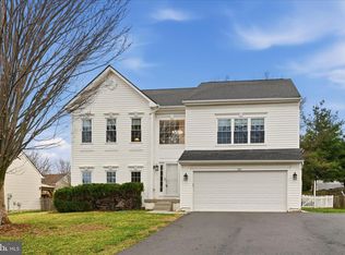 182 Posting Way, Charles Town, WV 25414