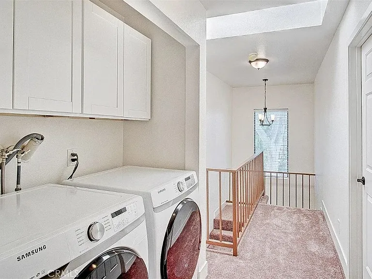 9144 Burnet Ave #32 — Photo 8