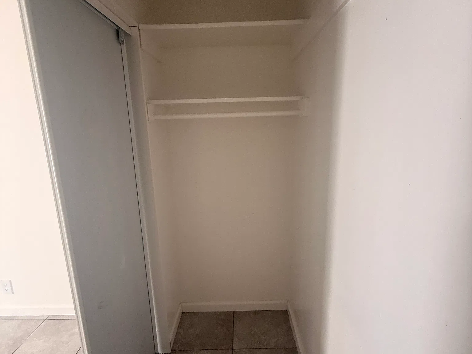Studio, 375 sqft, $1,495 — Photo 4