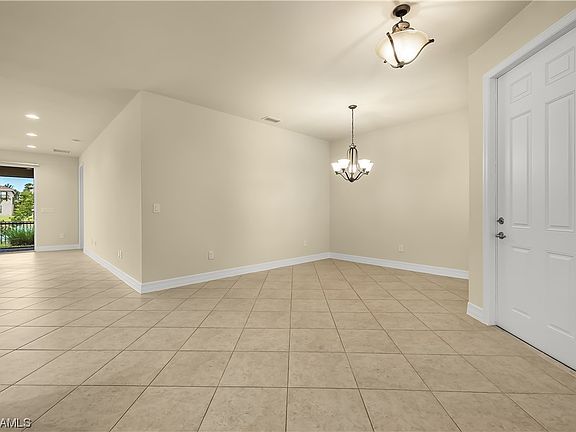 2nd image of 10490 Spruce Pine Ct