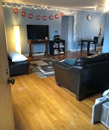 5th image of 1408 Hinman Ave APT 3