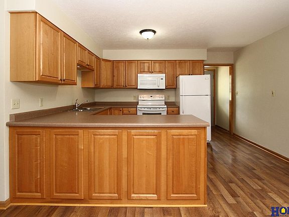 3rd image of 7125 Ballard Ave